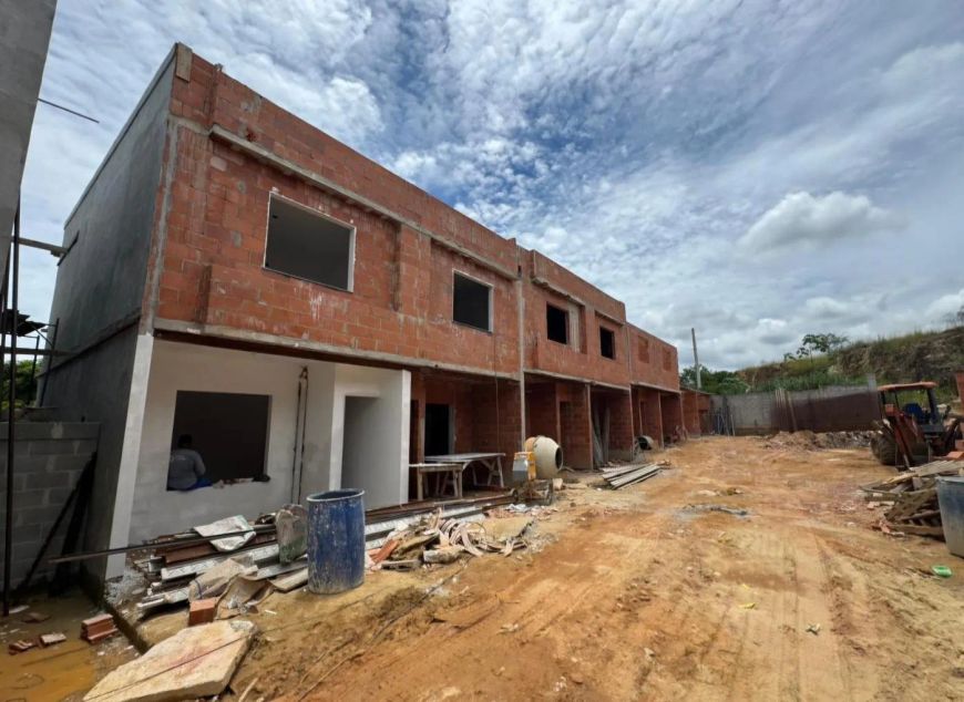 Casa para Venda em Nova Iguaçu, Palhada, 2 dormitórios, 2 banheiros, 1 vaga