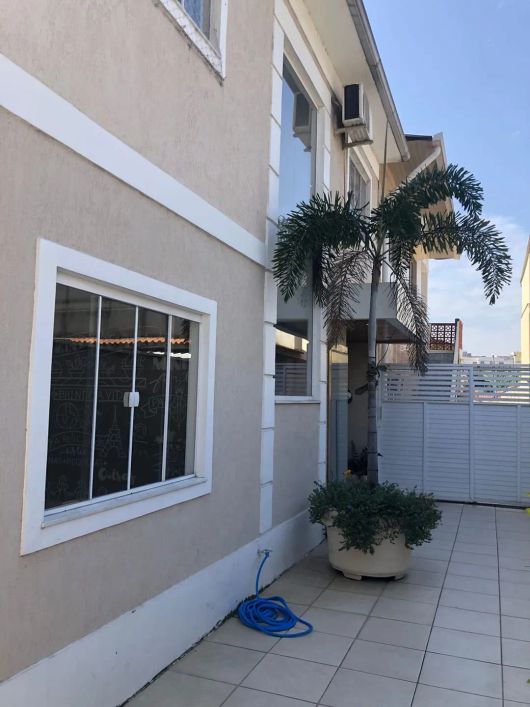🏡 Maravilhosa Casa à Venda no Jardim Alvorada, Nova Iguaçu - RJ: Conforto, Elegância e Localização