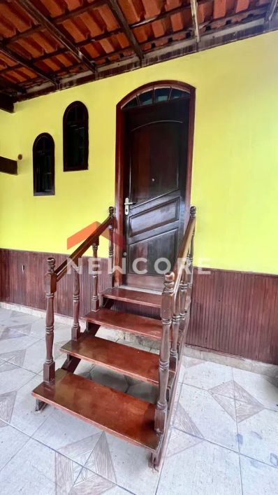 Casa em Rua Carlos Gomes - da Luz - Nova Iguaçu/RJ