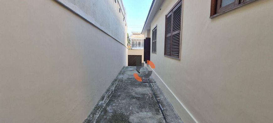 Casa com 3 dormitórios à venda, 115 m² por R$ 490.000,00 - Califórnia - Nova Iguaçu/RJ