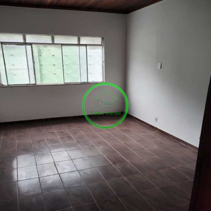 Casa 80 m² com 2 quartos no Caonze - Nova Iguaçu