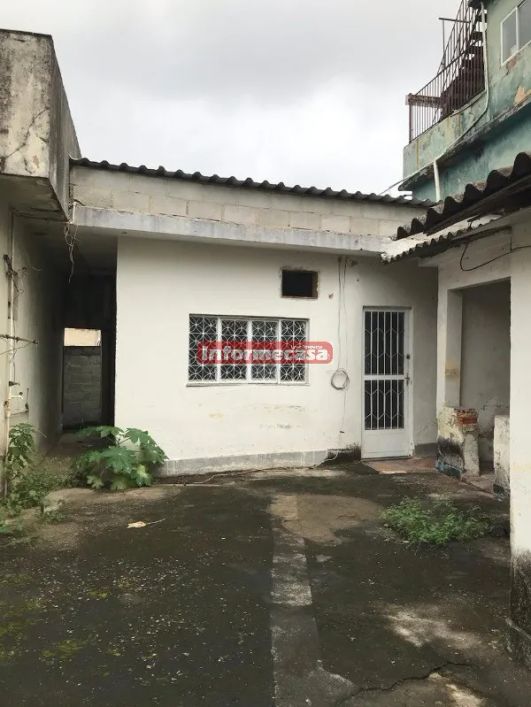 Casa à venda em Nova Iguaçu-RJ, bairro Jardim Império: 4 quartos, 2 banheiros, 1 vaga de garagem, 42