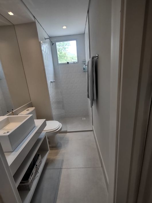 Apartamento de 3 quartos com 67m² e 1 vaga de garagem no Condomínio Duo London em Nova Iguaçu