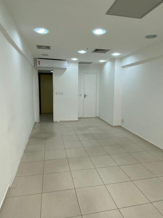 Sala Comercial para aluguel com 36m² no Centro - Nova Iguaçu