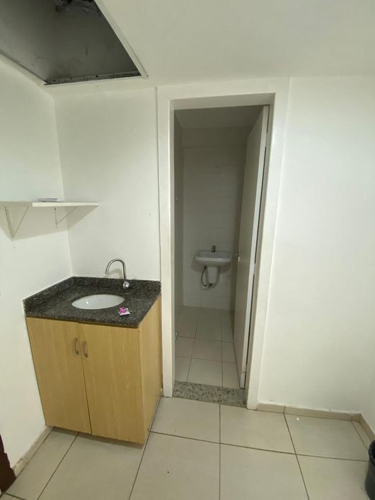 Sala Comercial para aluguel com 36m² no Centro - Nova Iguaçu