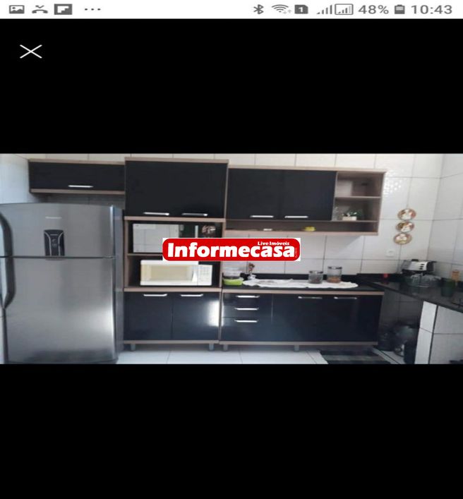 Casa grande com bom acabamento, composto de : 1º Andar - garagem, sala, sala de estar, cozinha, banh