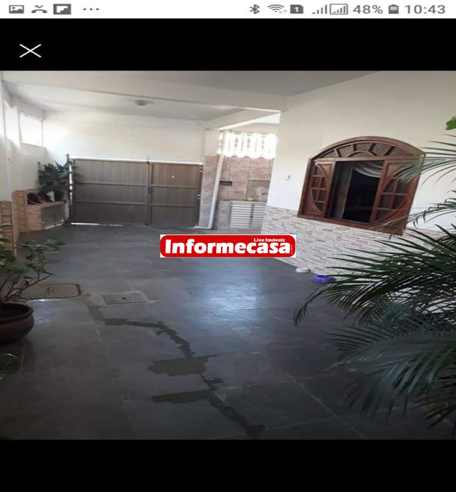 Casa grande com bom acabamento, composto de : 1º Andar - garagem, sala, sala de estar, cozinha, banh