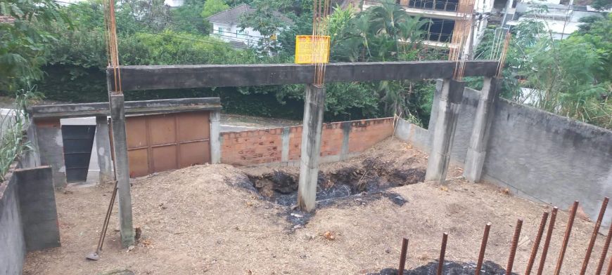 Cobertura para venda com 180 metros quadrados com 4 quartos