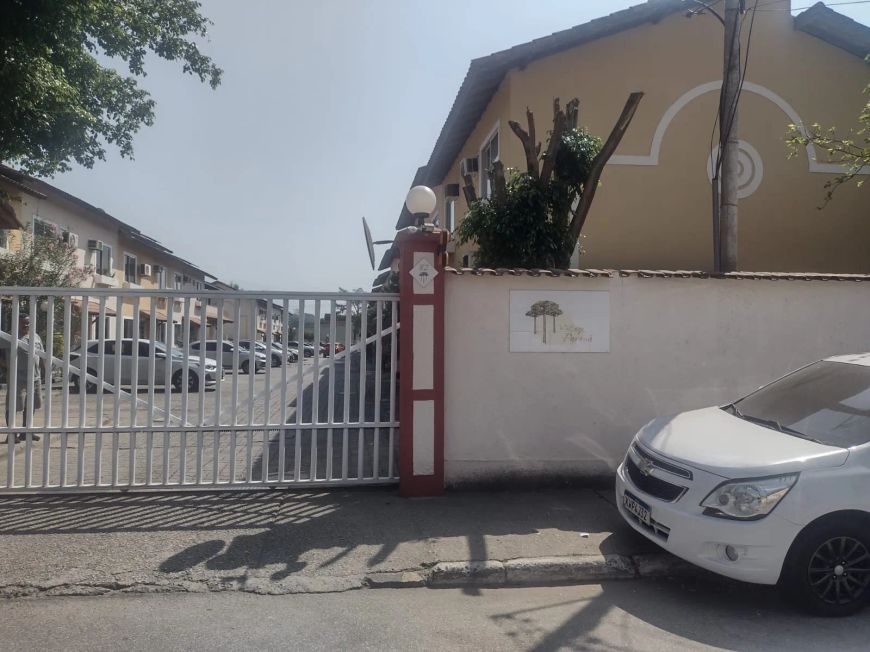 casa de condomímio com 2 quartos em moqueta nova iguaçu