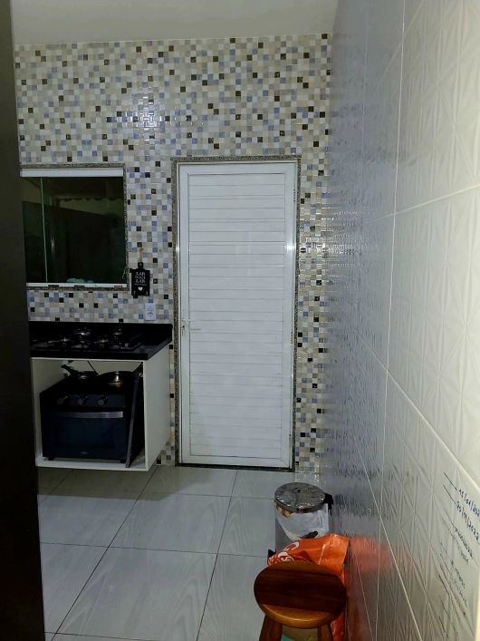 Casa para venda possui 86 metros quadrados com 2 quartos em Valverde - Nova Iguaçu - Rio de Janeiro