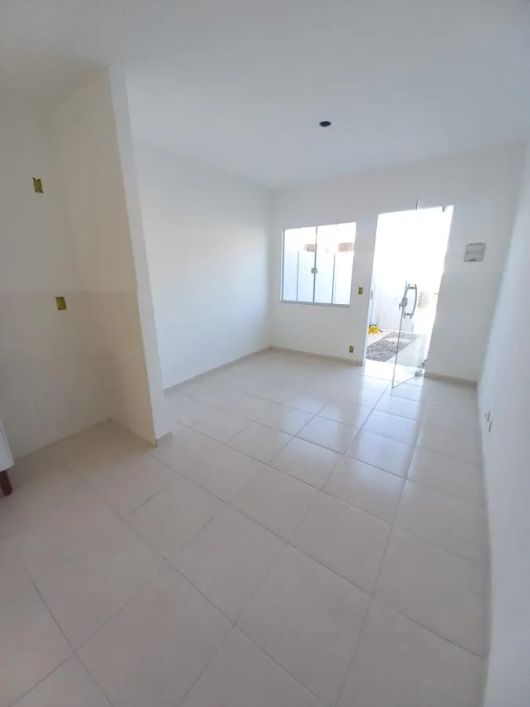 Casa para Venda em Nova Iguaçu, Ipiranga, 1 dormitório, 1 banheiro, 1 vaga