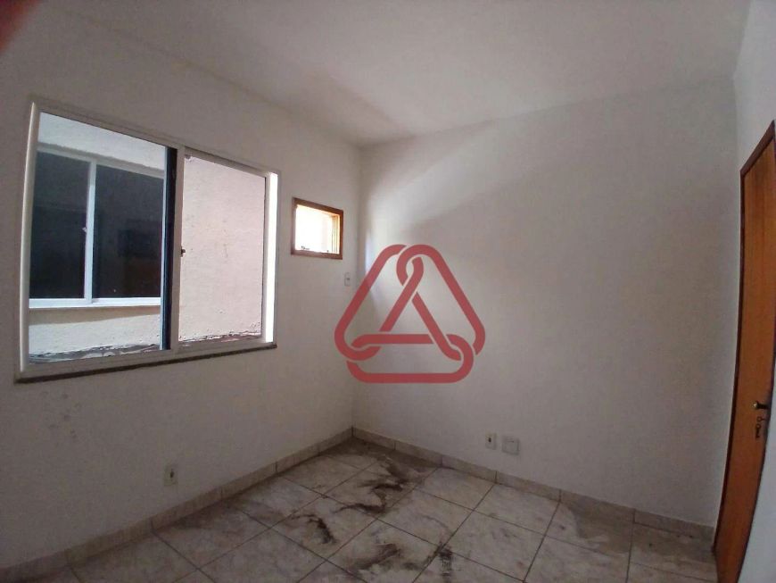 Casa com 2 dormitórios para alugar, 65 m² por R$ 1.300/mês - Chacrinha - Nova Iguaçu/RJ