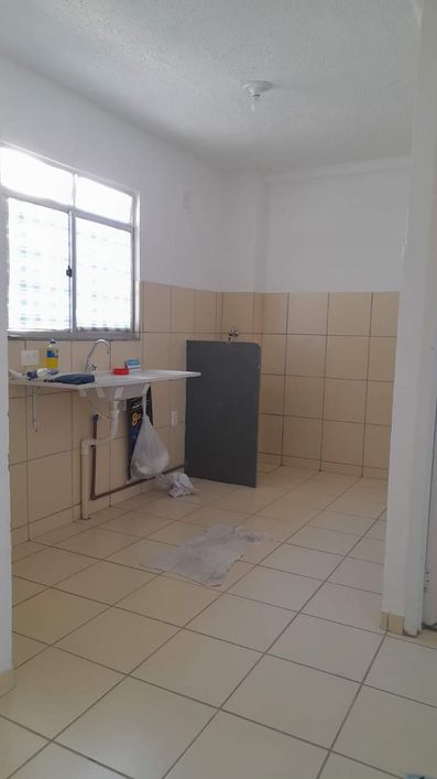 Apartamento para aluguel tem 48 metros quadrados com 2 quartos em Cabuçu - Nova Iguaçu - RJ