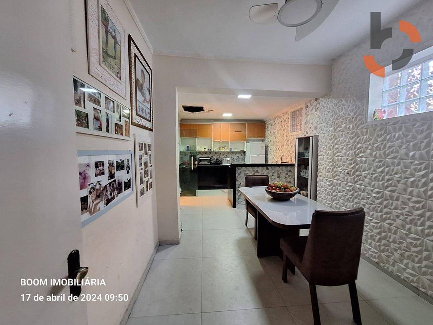 Casa com 3 dormitórios à venda, 290 m² por R$ 650.000,00 - Vila Nova - Nova Iguaçu/RJ