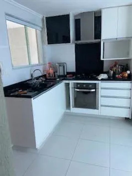 Casa para Venda em Nova Iguaçu, Centro, 2 dormitórios, 1 suíte, 2 banheiros, 2 vagas