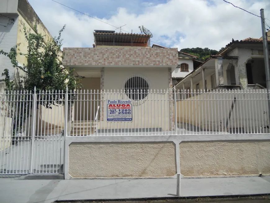Alugo Casa Comercial