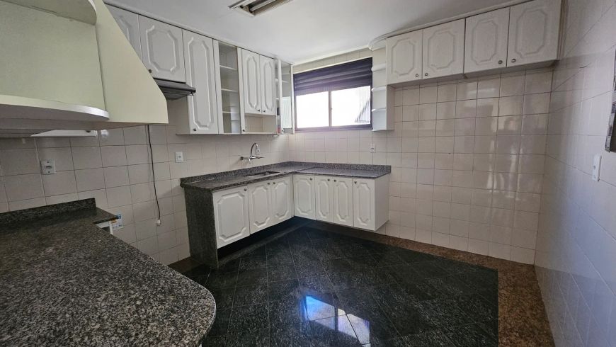 Oportunidade apto 3 quartos área nobre Nova Iguaçu