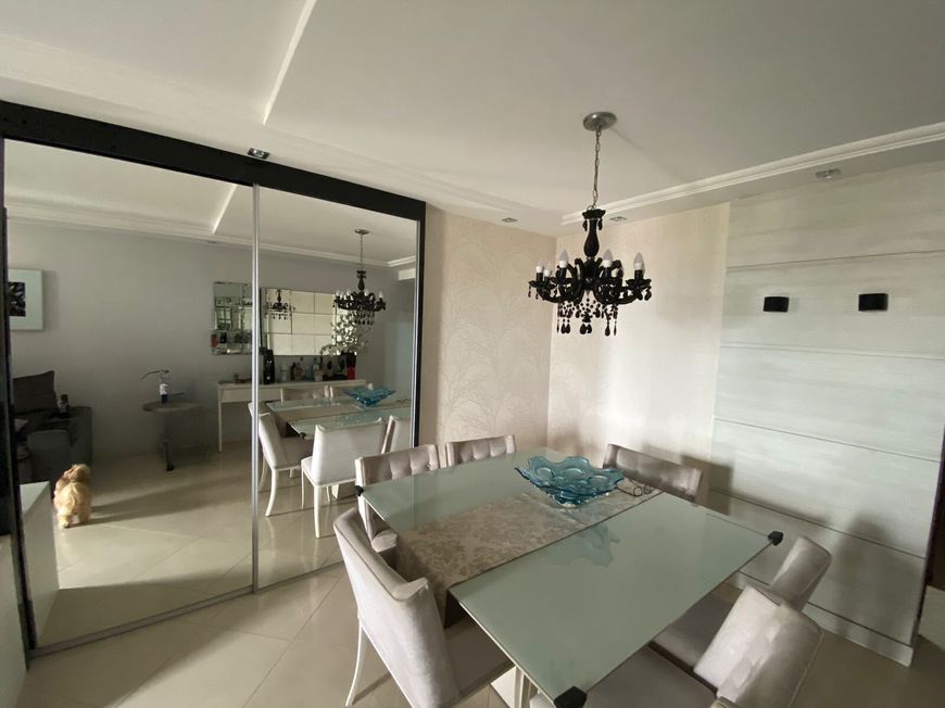 Apartamento para venda tem 100 metros quadrados com 3 quartos em Centro - Nova Iguaçu - RJ