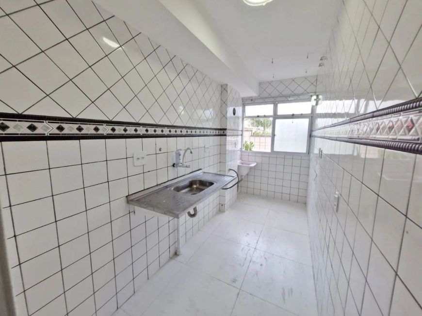 Apartamento com 2 dormitórios à venda, 53 m² por R$ 175.000,00 - Rancho Novo - Nova Iguaçu/RJ