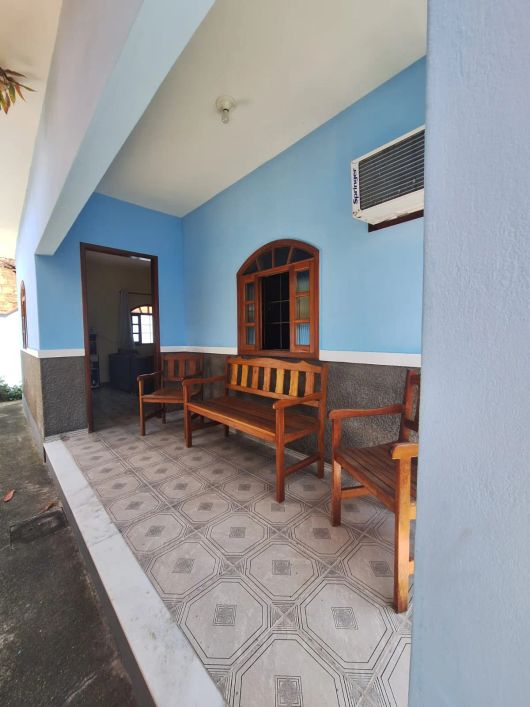 R$ 500 MIL - POSSE/CARMARI - 03 QUARTOS - ACEITA FINANC. BANCÁRIO OU À VISTA - ÁREA TOTAL 318M2
