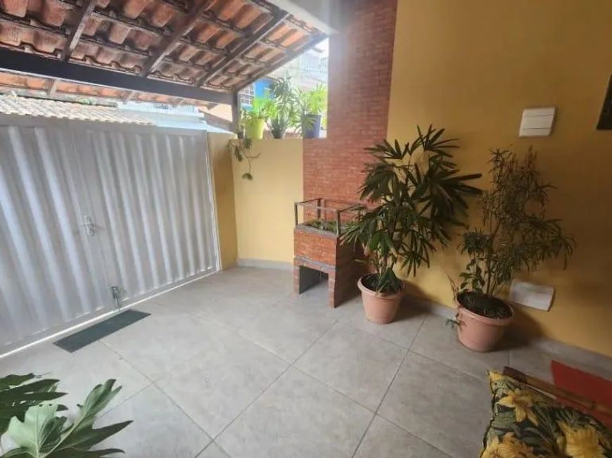 Casa para Venda em Nova Iguaçu, Bairro da Luz, 2 dormitórios, 1 banheiro, 1 vaga