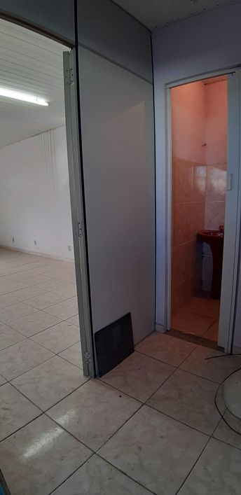 Sala comercial com 20 metros quadrados em Palhada - Nova Iguaçu - RJ