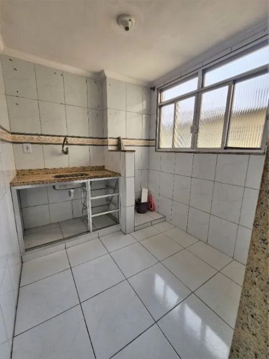 Apartamento com 2 quartos para alugar, 43 m² por R$ 1.000/mês - Metrópole - Nova Iguaçu/RJ