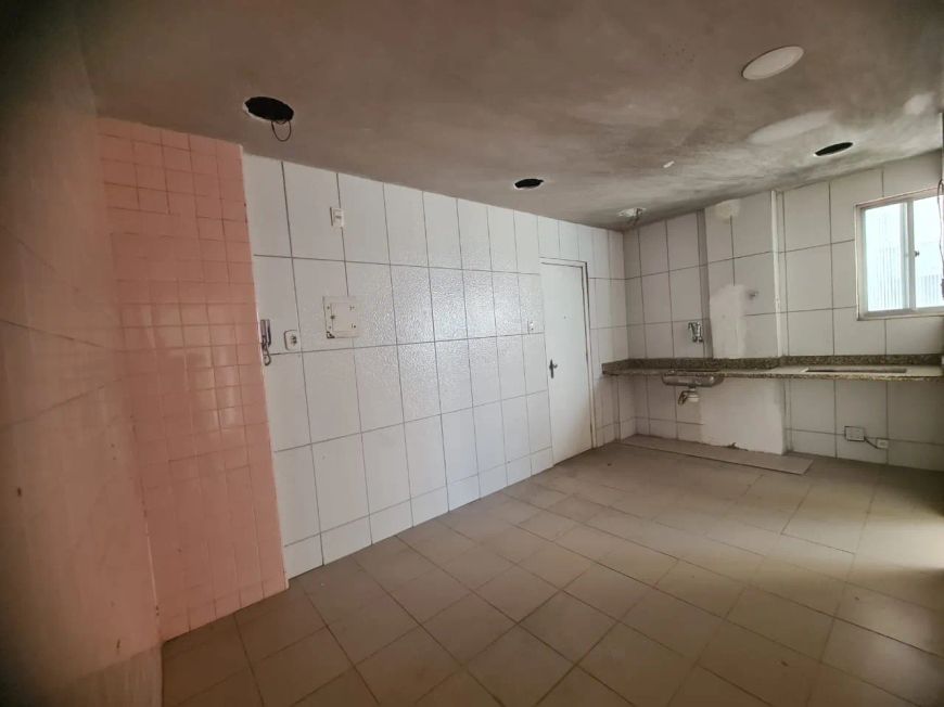 Imóvel para venda possui 120 metros quadrados com 3 quartos em Centro - Nova Iguaçu - RJ