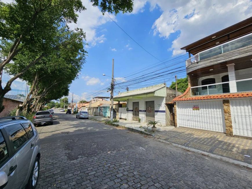 Casa para Venda em Nova Iguaçu, Santa Eugênia, 3 dormitórios, 1 suíte, 3 banheiros, 3 vagas