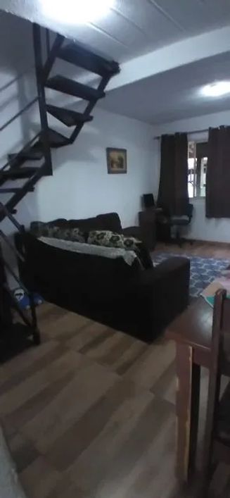 Apartamento com 2 Quarto(s) e 1 banheiro(s) para Alugar, 57 m² por R$ 750 / Mês