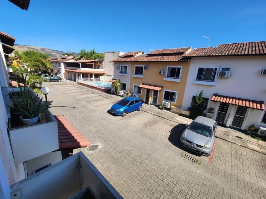 Casa para Venda em Nova Iguaçu, Moqueta, 2 dormitórios, 2 banheiros, 1 vaga