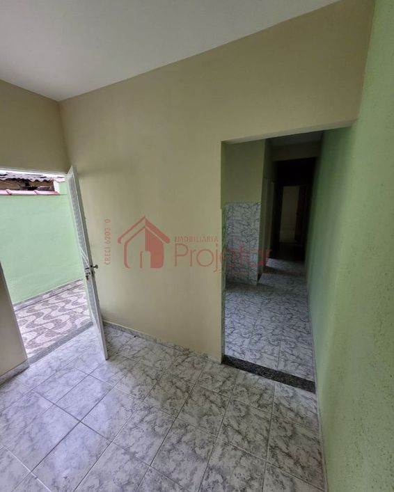 Casa com 2 dormitórios à venda, 49 m² por R$ 140.000,00 - Califórnia - Nova Iguaçu/RJ