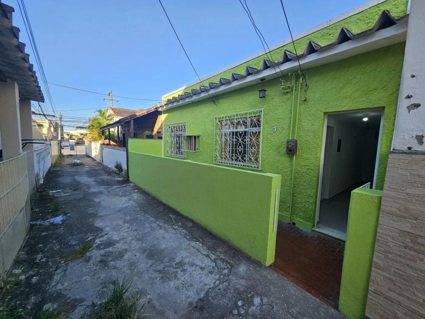Casa para Venda em Nova Iguaçu, Centro, 2 dormitórios, 1 banheiro