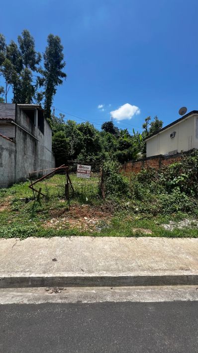 Terreno venda com 340 metros quadrados em Três Corações - Nova Iguaçu - RJ