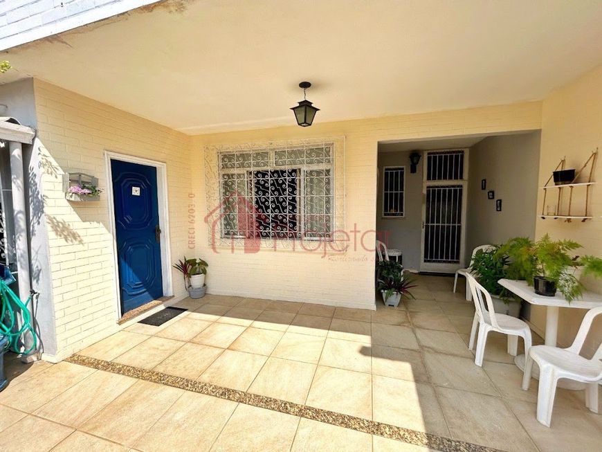 Casa com 4 dormitórios à venda, 115 m² por R$ 499.000,00 - Moqueta - Nova Iguaçu/RJ