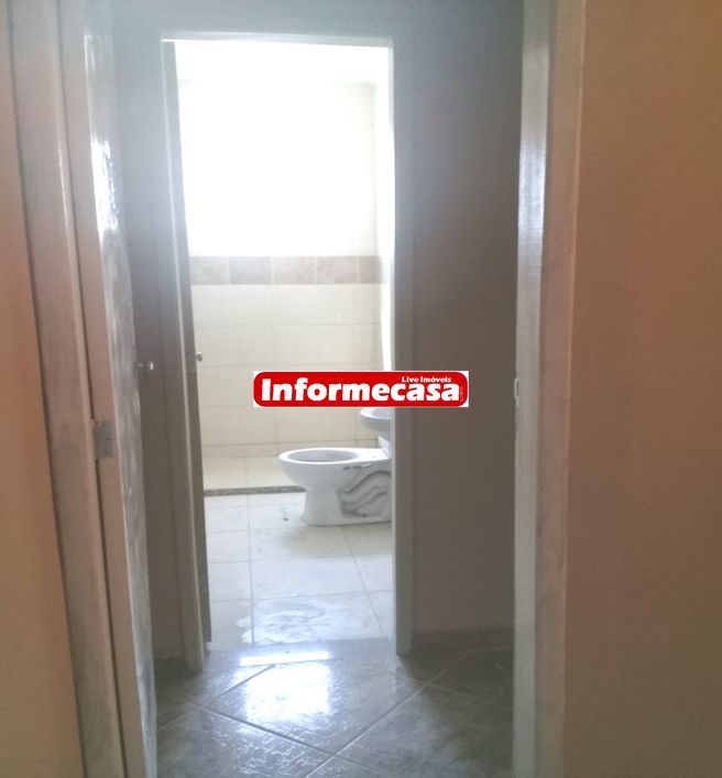 CASA RESIDENCIAL em NOVA IGUAÇU - RJ, Moqueta