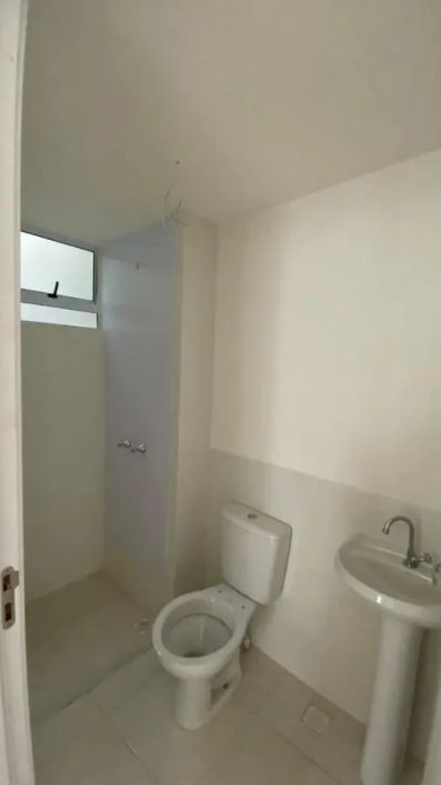 Apartamento para Locação em Nova Iguaçu, Palhada, 2 dormitórios, 1 banheiro