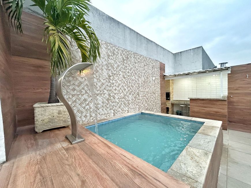Cobertura com 3 dormitórios à venda, 185 m² por R$ 950.000,00 - Centro - Nova Iguaçu/RJ