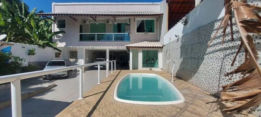 Casa para Venda em Nova Iguaçu, da Luz, 4 dormitórios, 2 suítes, 5 banheiros, 5 vagas