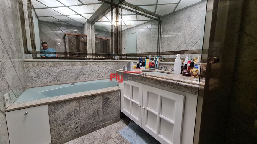 Apartamento amplo com 3 quartos e 2 vagas no Centro de Nova Iguaçu