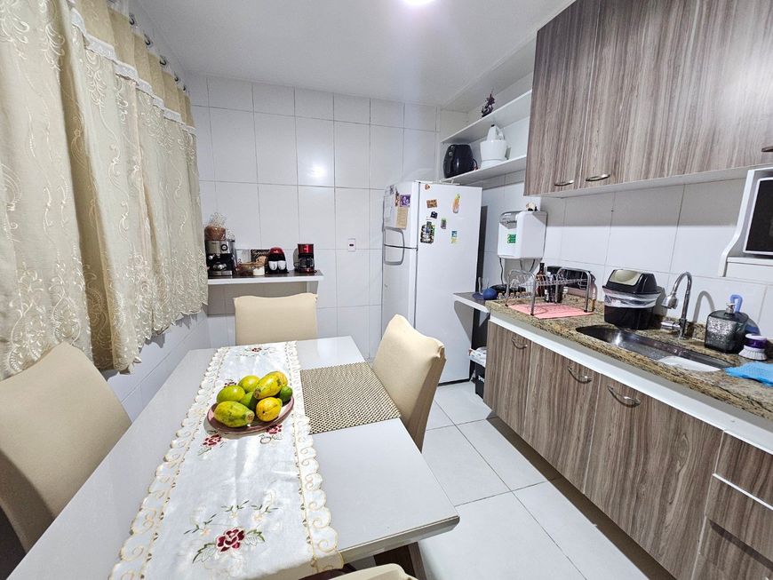 Linda Casa com 2 quartos e suíte em Nova Iguaçu