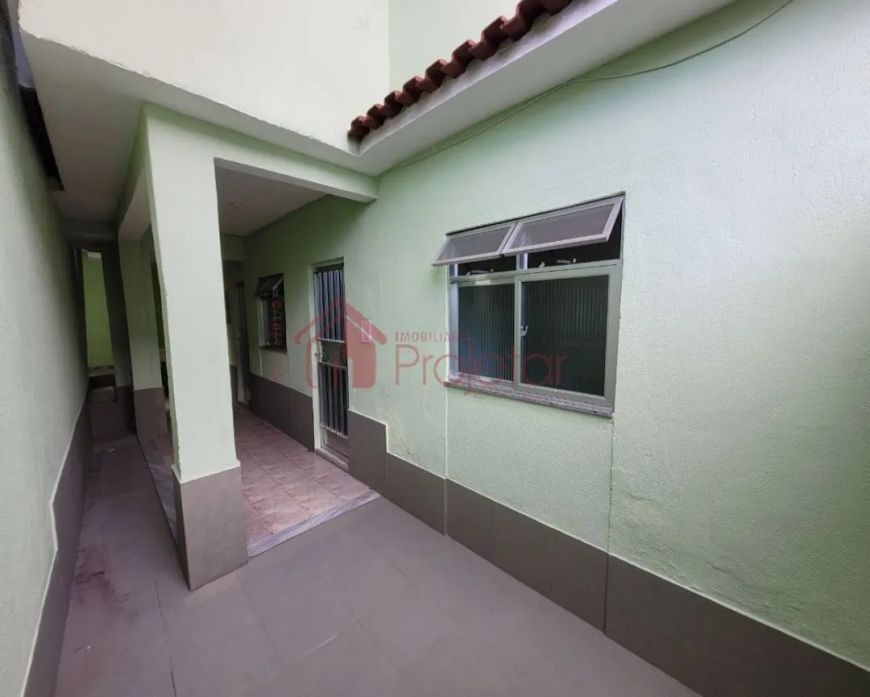 Casa com 1 dormitório à venda, 60 m² por R$ 140.000,00 - Califórnia - Nova Iguaçu/RJ