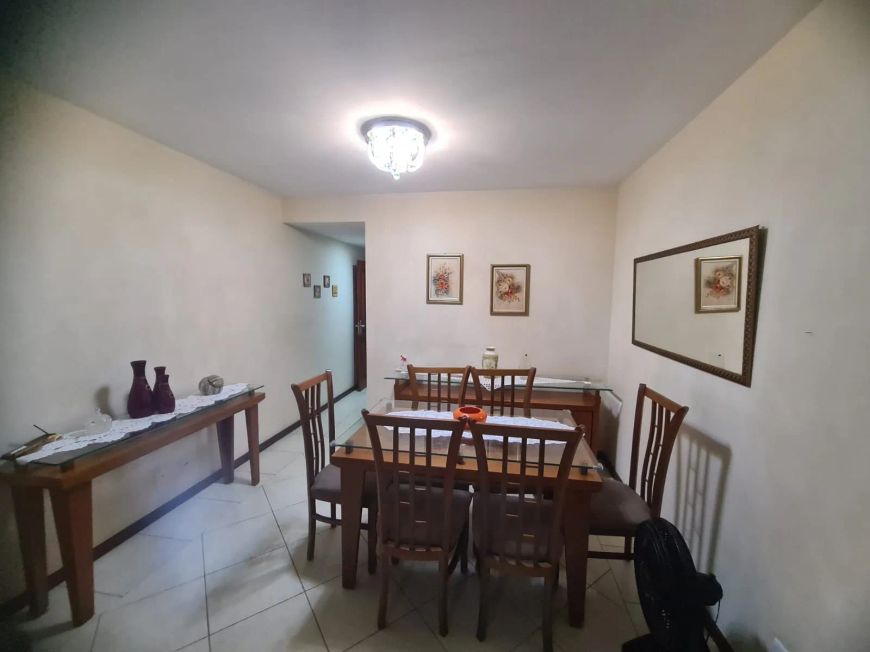 Excelente apartamento no centro de N.I.