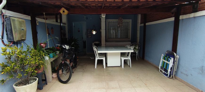EXCELENTE CASA EM ÁREA NOBRE - ACEITA FINANCIAMENTO