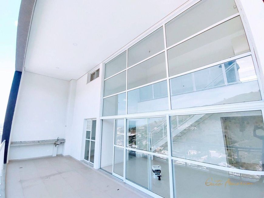 Cobertura com 4 dormitórios à venda, 356 m² por R$ 2.400.000,00 - Centro - Nova Iguaçu/RJ