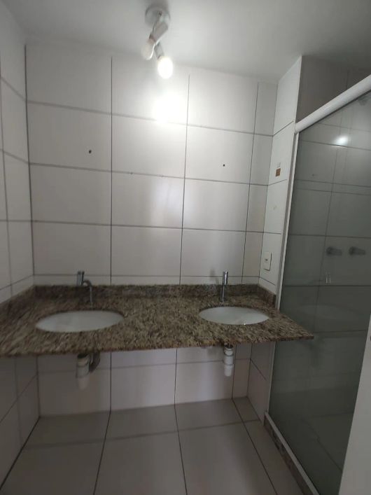 Apartamento para venda tem 10 metros quadrados com 4 quartos em Centro - Nova Iguaçu - RJ