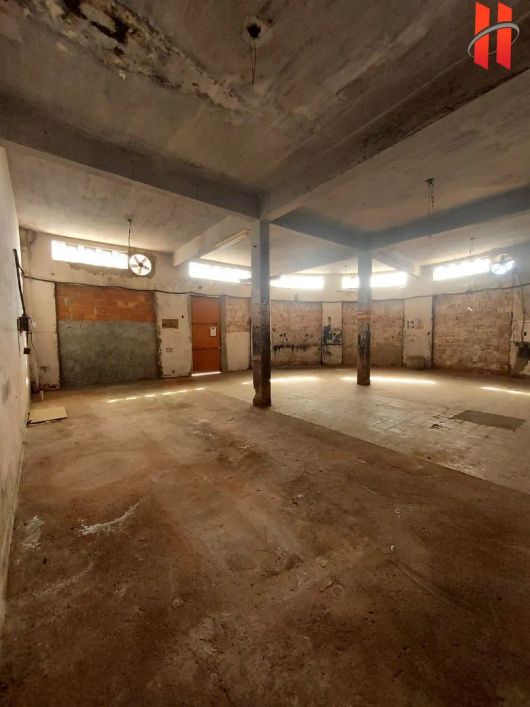Galpão com 550 m² - venda por R$ 350.000 ou aluguel por R$ 3.000/mês - Parque Ulisses - Nova Iguaçu/