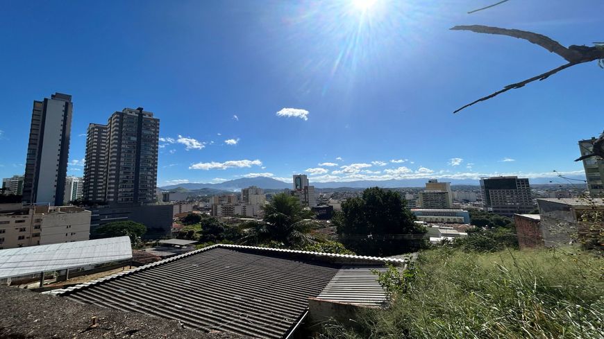 Casa com 2 dormitórios à venda, 60 m² por R$ 250.000,00 - Centro - Nova Iguaçu/RJ