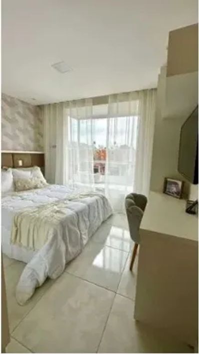 Casa de condomínio para venda possui 58 metros quadrados com 2 quartos em Austin - Nova Iguaçu - RJ