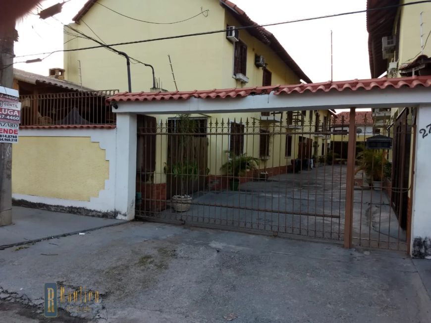 Imperdível oportunidade de adquirir casa comercial em Nova Iguaçu-RJ, bairro da Luz! 3 quartos, 1 sa
